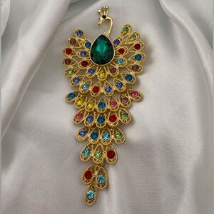 Vintage antique clayGold Peacock Brooch with Multicolor Gems